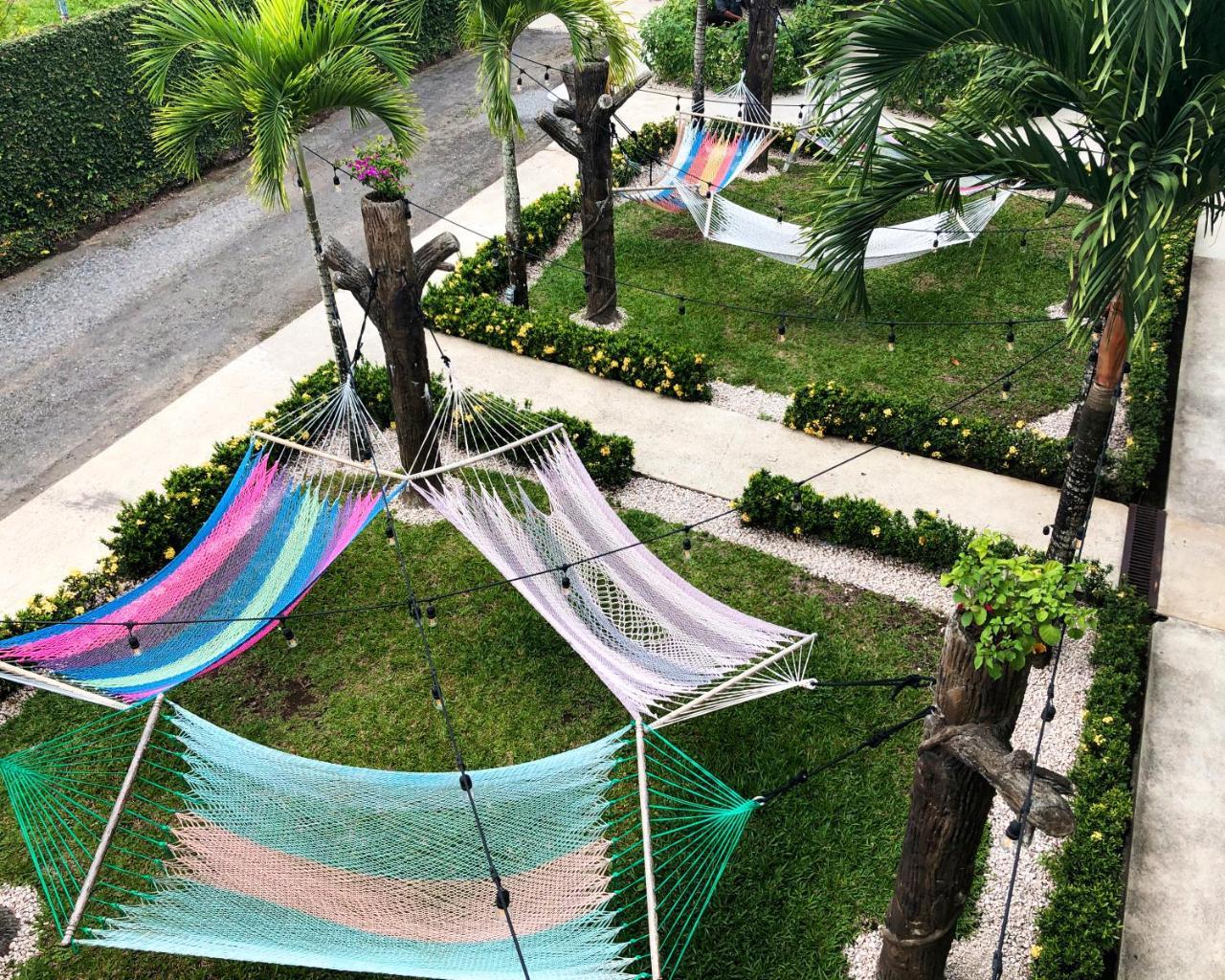 La Fortuna Backpackers Resort Extérieur photo